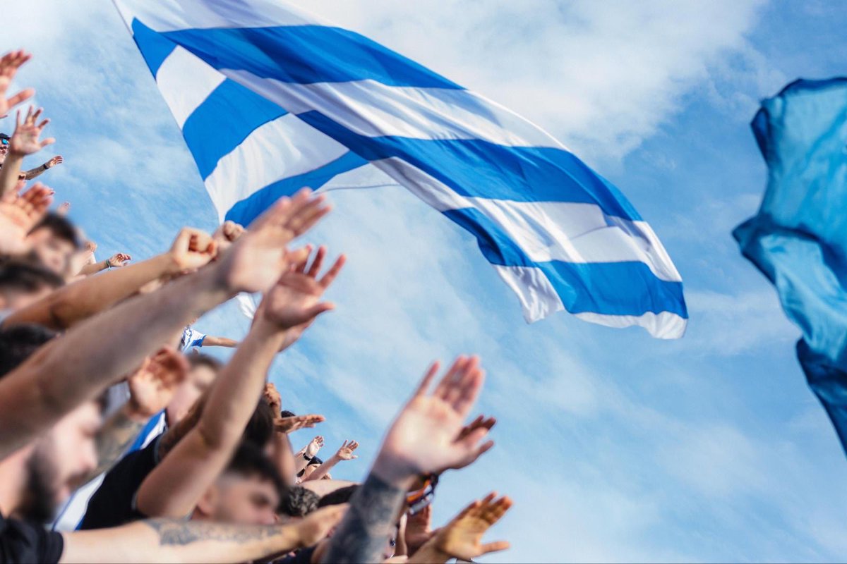 Ghetto28Ultras's tweet image. CD Leganés - Málaga 

Primeros tres puntos en casa que nos muestran la dinámica a seguir.

Butarque volvió a ser de nuevo nuestro fortín, intenso e inexpugnable.

¡Que la llama que hemos avivado continue ardiendo!