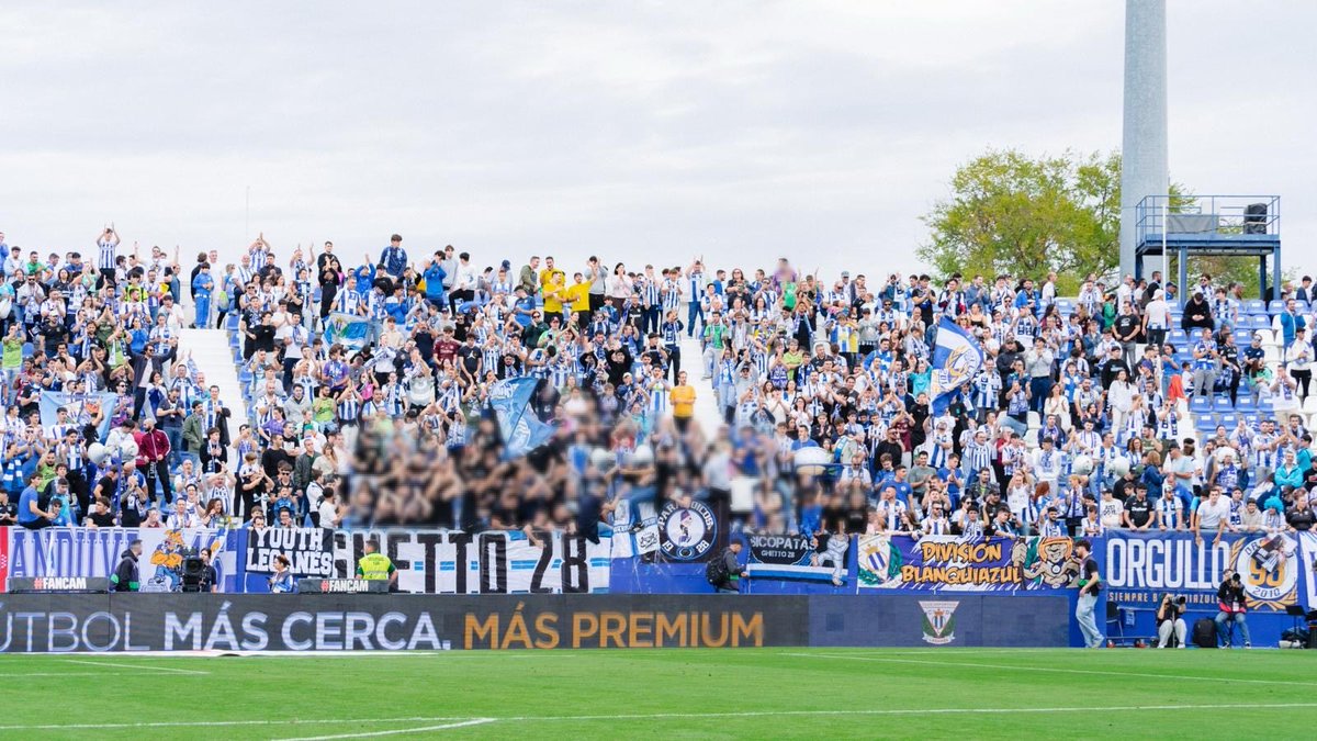 Ghetto28Ultras's tweet image. CD Leganés - Málaga 

Primeros tres puntos en casa que nos muestran la dinámica a seguir.

Butarque volvió a ser de nuevo nuestro fortín, intenso e inexpugnable.

¡Que la llama que hemos avivado continue ardiendo!
