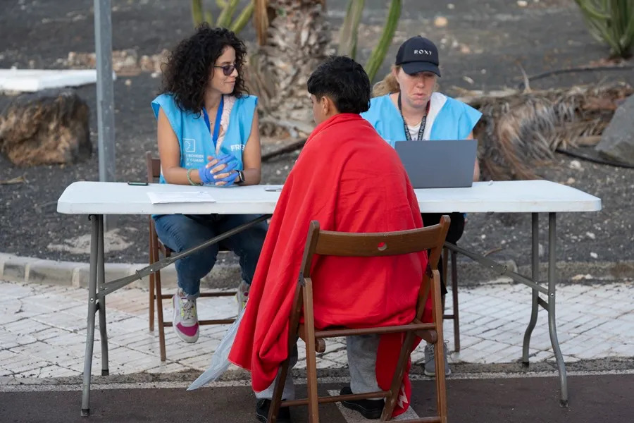 📌La Brújula de Canarias
📅 Martes | 21 de octubre | 2025
🗣️ <a href="/oscarmartinTF/">Oscar Martín</a>
⚽️ Deportes con <a href="/AleixValero/">Aleix Valero 🇮🇨 🏴󠁧󠁢󠁳󠁣󠁴󠁿</a>
🎙️ Repasamos la actualidad informativa en Canarias de este martes 
ondacero.es/podcast/emisor…