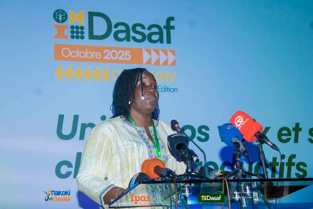 ItokoOracle's tweet image. #Dasaf2025 Mme Cécile : Faisons du Protocole de Maputo une lutte collective pour les droits de toutes les femmes.

#ProtocoleMaputo
#AvortementSécurisé
#JusticeReproductive
@MakokiYaMwasi