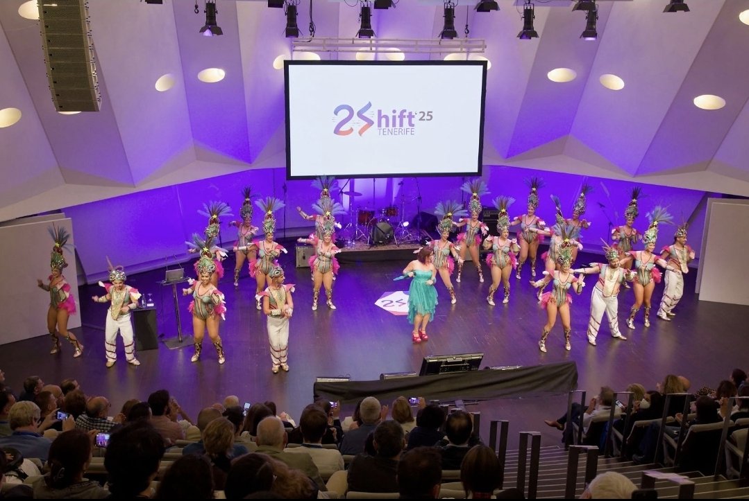 Ciencia de frontera internacional, divulgación científica, música, historia, 100 Universidades, 25 países...#SHIFT2025. Simplemente inolvidable <a href="/ULL/">Universidad de La Laguna</a> y un impulso a seguir #Canarias #Ciencia. SHIFT MUST GO ON!