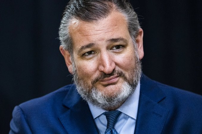 SaveAmericaNew's tweet image. 🚨 BREAKING: Senator Ted Cruz is calling for the immediate removal of Disgraced Congressman Adam Schiff and a lifetime ban from ever holding office again!
Do you approve this?
YES or NO?
Schiff has lied to the American people for years. It's time for accountability.