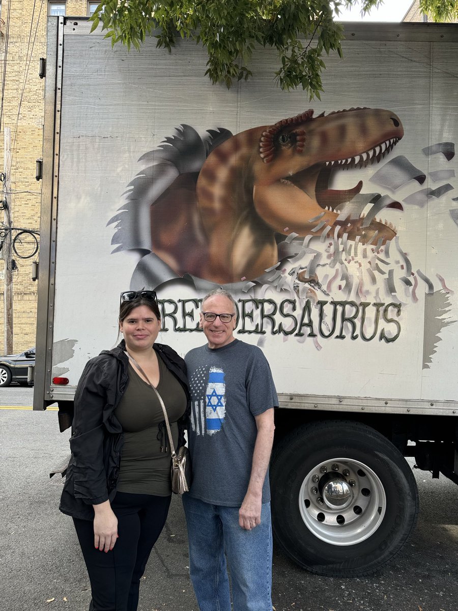 Thank you to everyone that participated in our free paper shredding in Kingsbridge. In partnership with <a href="/EricDinowitzNYC/">Council Member Eric Dinowitz</a> , <a href="/bronxbp/">Bronx Borough President Vanessa L. Gibson</a> ,<a href="/RepEspaillat/">Adriano Espaillat</a> and <a href="/KrvcBronx/">KRVCBronx</a> , the community had access to free and easy paper shredding this weekend.