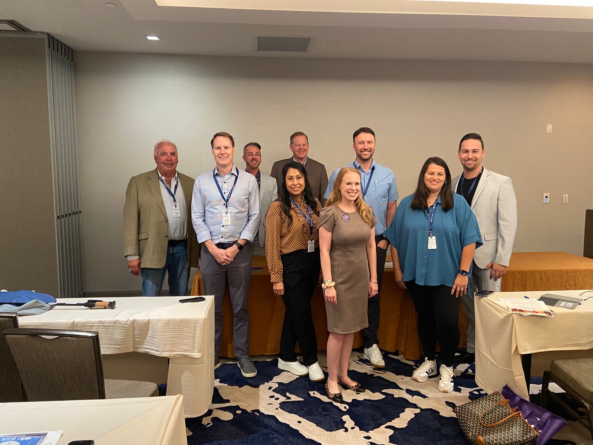 ALZDallasNETX's tweet image. Thanks @HCAOA for letting us join your Texas Chapter meeting during your 2025 conference to talk about Proposition 14. Visit alz.org/yeson14 to learn more about why you should VOTE YES on Prop 14 this November 4th.