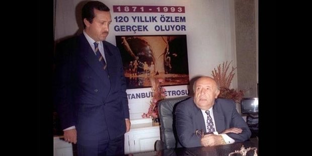 saint353535's tweet photo. @nedimsener2010 Kesinlikle…🤣🤣🤣🤣🤣🤣🤣🤣 https://t.co/Ym7Ix6NAbp