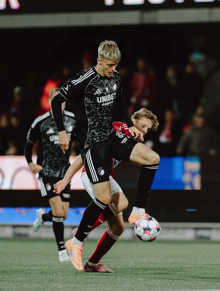 Viktor Bjarki Daðason 🚀