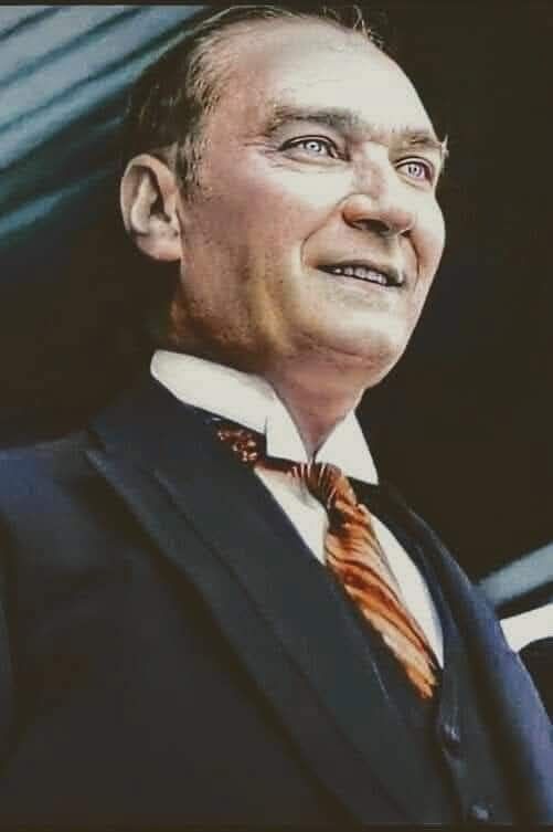 İçinden geliyorsa bir kalp bırak..

Baba🤍