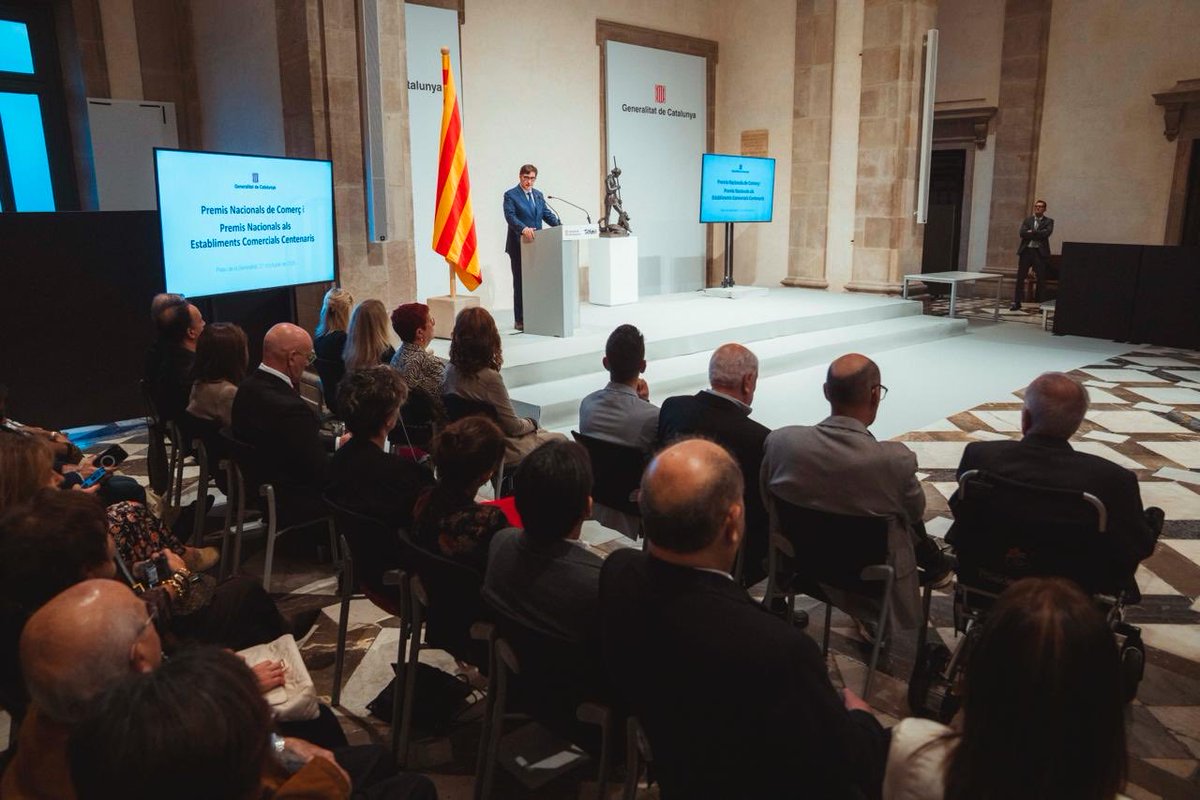 Quan parlem de comerç parlem de prosperitat, de cohesió social, de famílies, de proximitat i confiança. Parlem de vida, de memòria, d’una manera de fer i de relacionar-nos. I els guardonats i guardonades als Premis Nacionals de Comerç en són un bon exemple. Enhorabona a tothom!