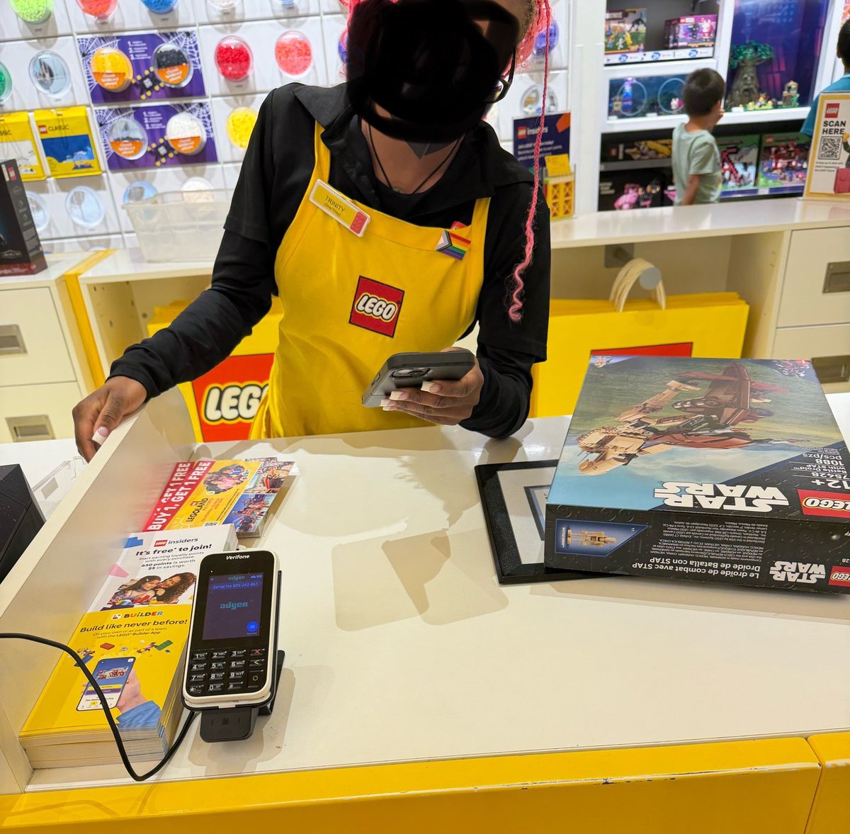 libsoftiktok's tweet image. Received from a follower. @LEGO_Group store in PA has employees wearing progress pride flags and pronoun pins with they/them pronouns
This is targeted at kids
Why is lego trying to groom and confuse kids???