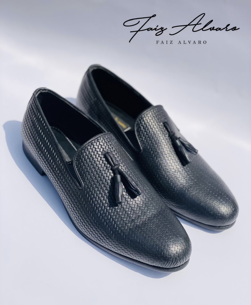 Black woven leather penny loafers with tassels 

Price:35k

Dm/whatsapp:09053425980 for orders and enquiries 
Nationwide delivery