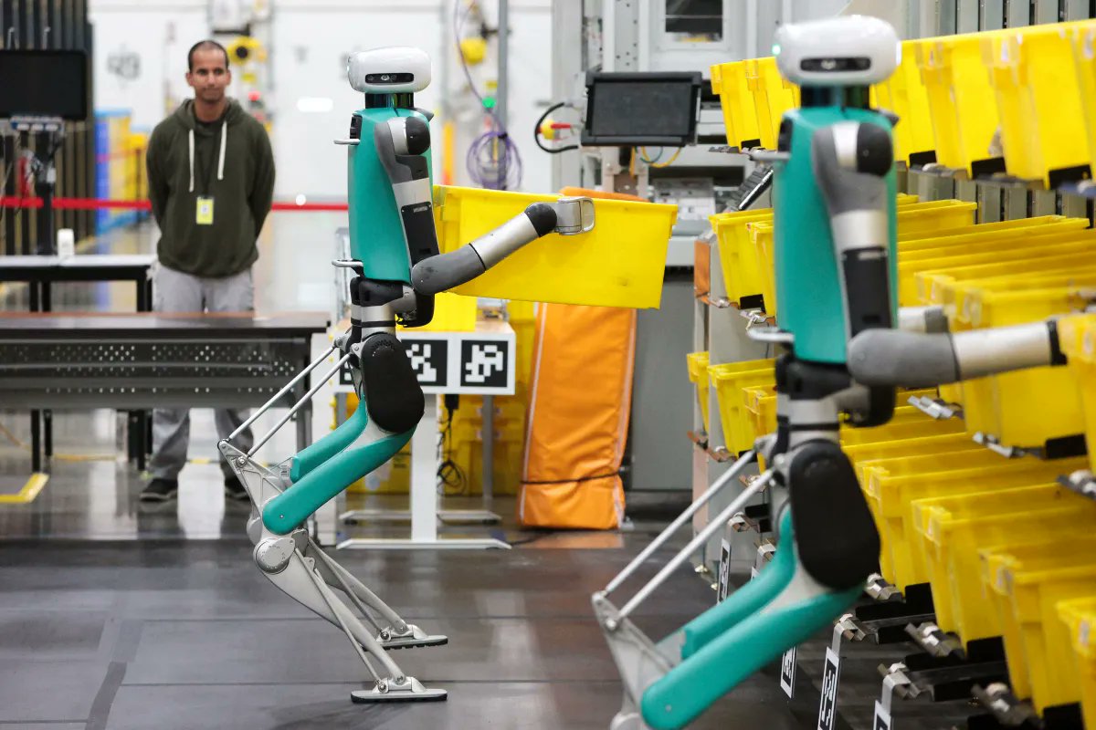 Pirat_Nation's tweet image. Amazon plans to replace 600,000 US workers with robots, per leaked documents. Job losses could reduce item costs by 30 cents by 2027.