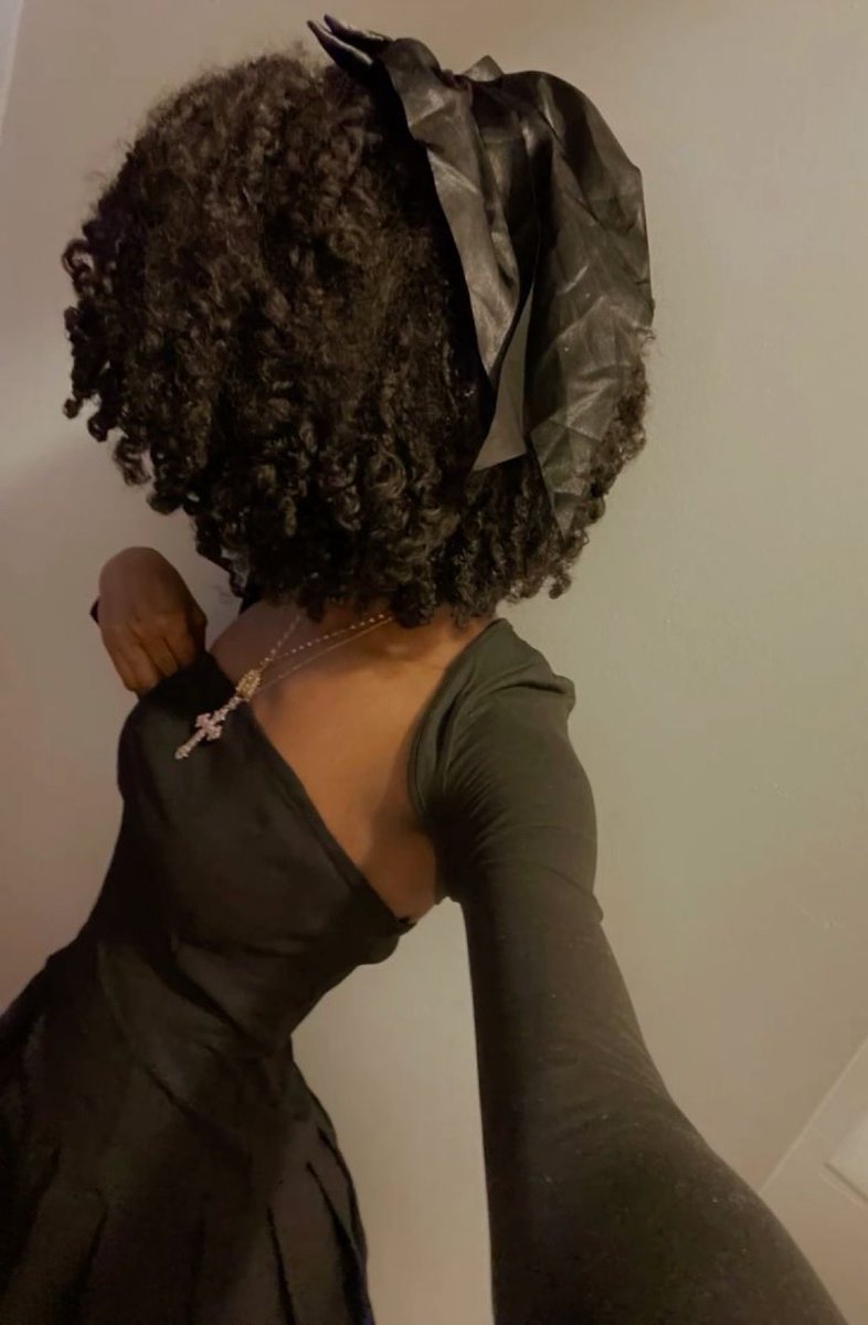fav thinspo is tiny body big afro