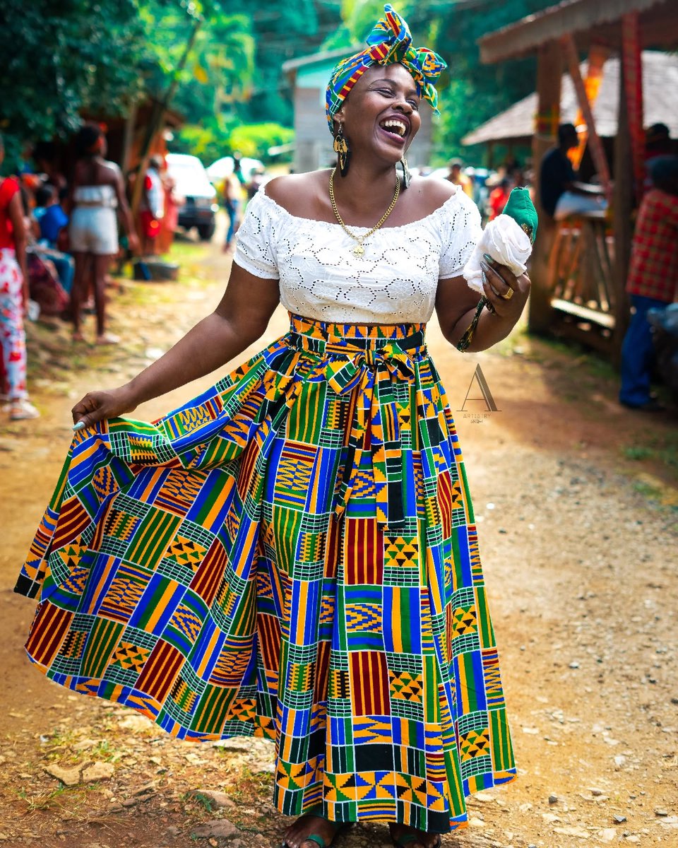 Traditional wear in Saint Lucia is more than fashion, it’s a living symbol of heritage and pride. During Creole Heritage Month, we honour our ancestors by wearing our culture boldly, beautifully, and with purpose.
#TravelSaintLucia #LetHerInspireYou