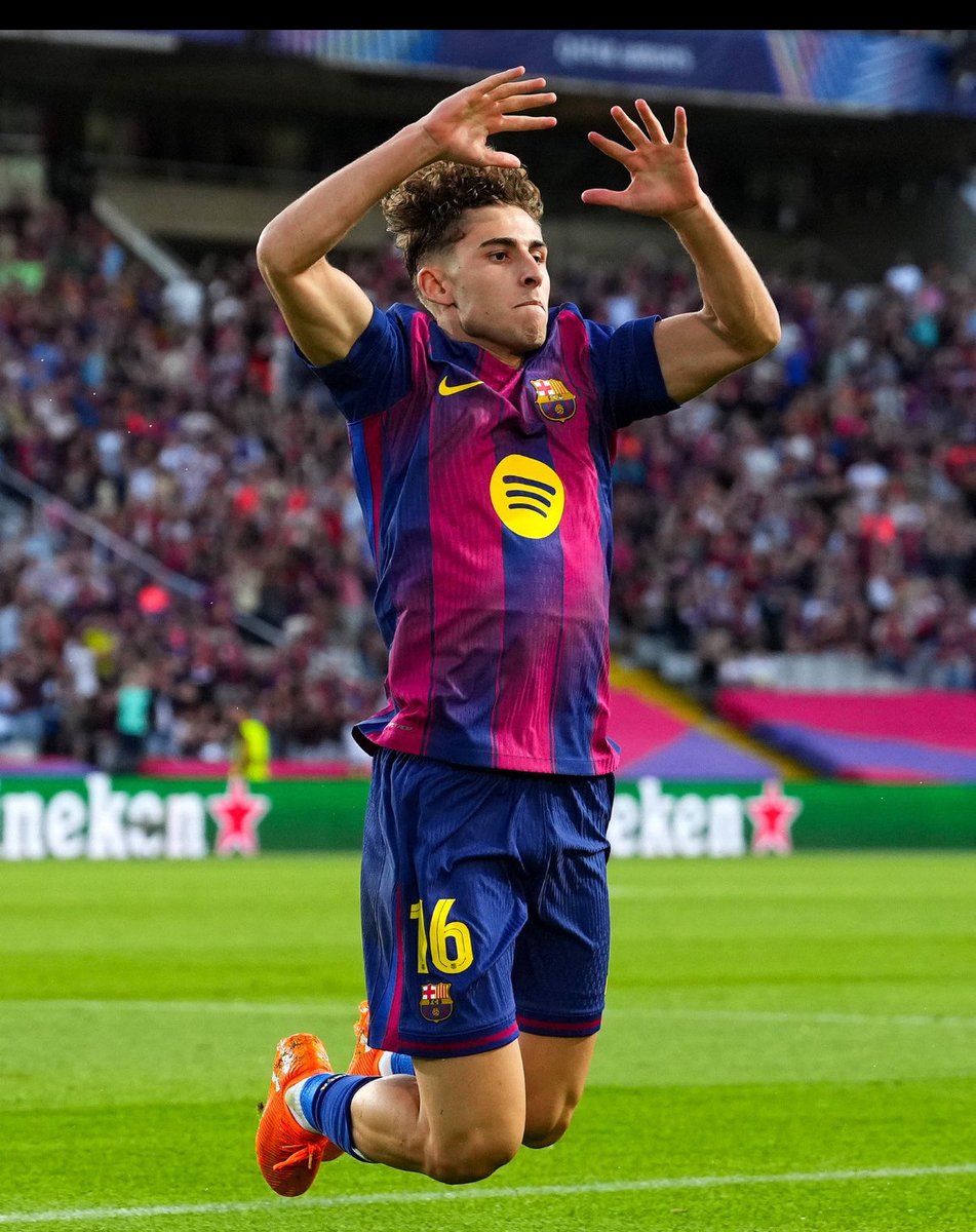 ¡Fermín López ha marcado un hattrick en la Champions League por primera vez en su carrera!