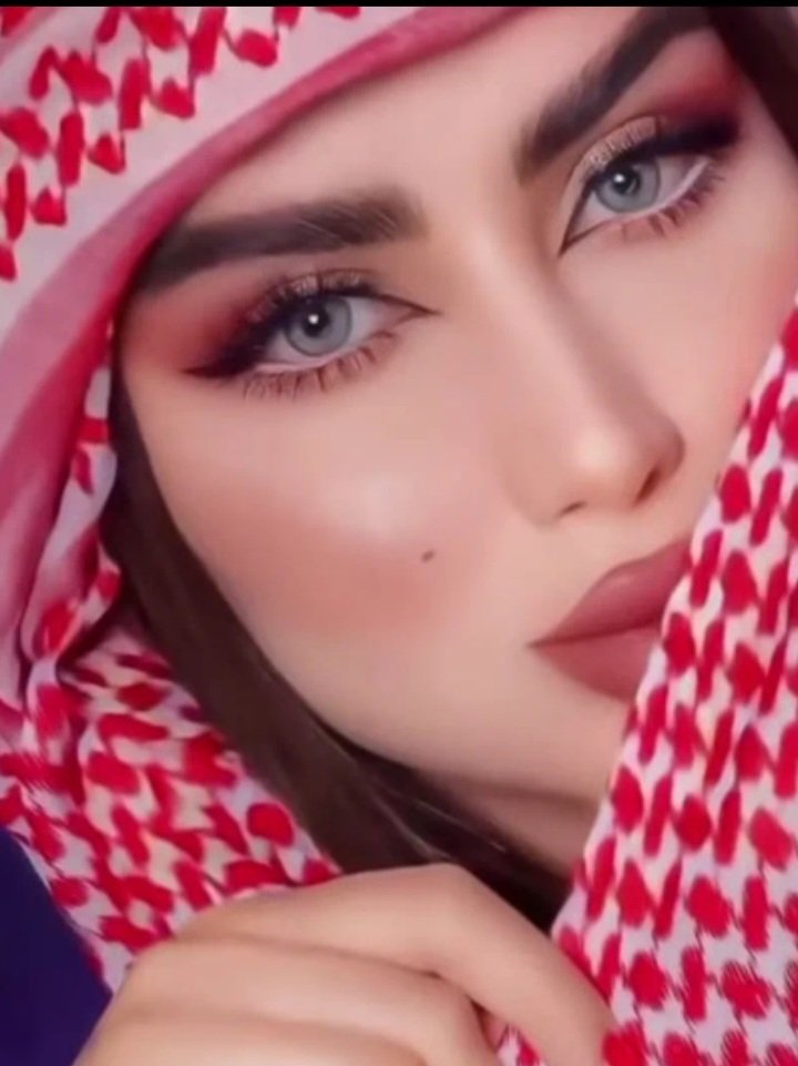 قالوا.  القديمين 
. 
..  عدوة.  الحريم.  #شـيخ ـتهن
لآ شـفتي.   آلح ـريمـ.     يح ـآربــوك 
آعرفي. آنك. 
شـيختهم. 😍