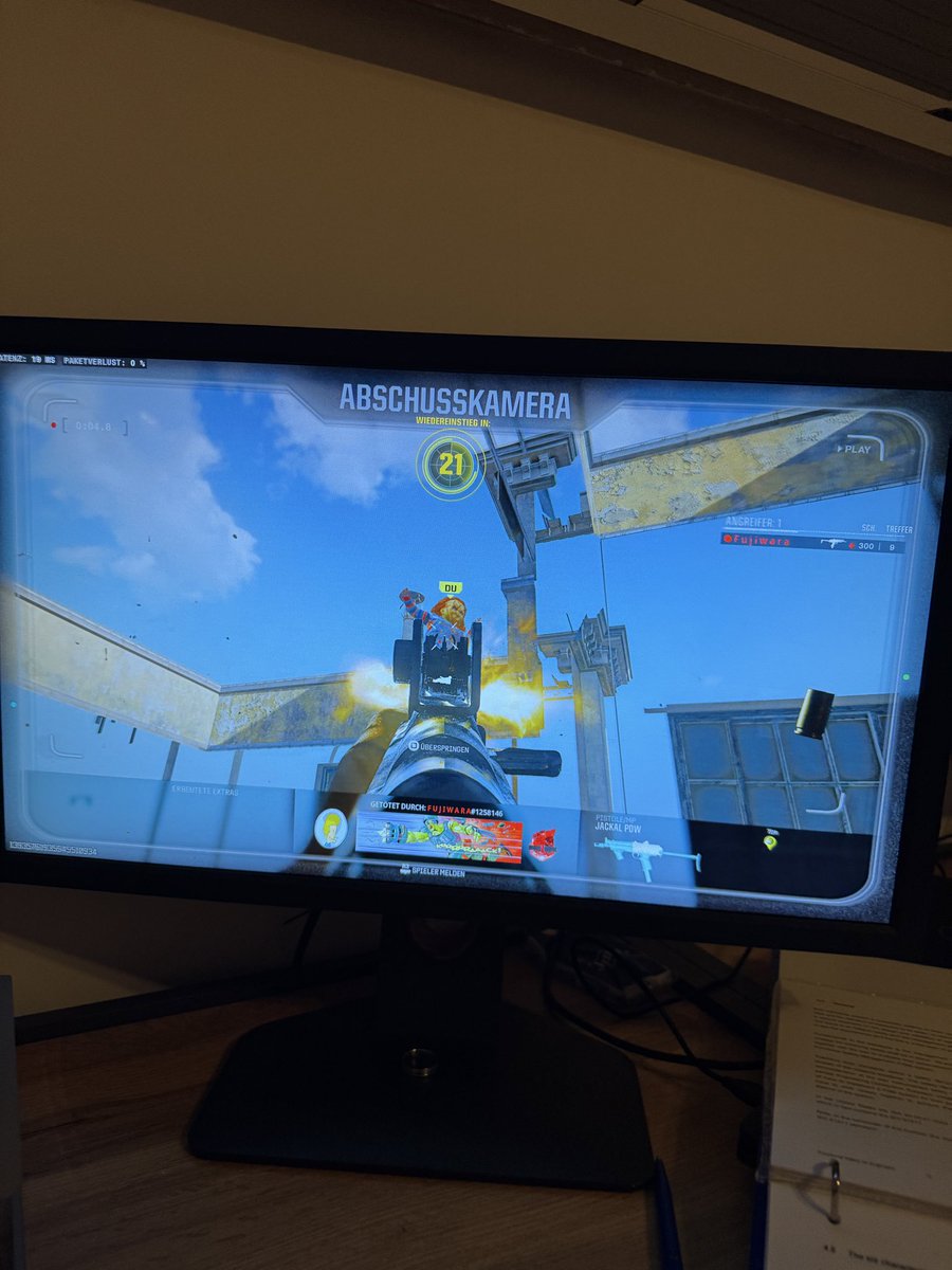 utz1993's tweet photo. @Activision @ATVIAssist @Treyarch @CallofDuty can u please Patch die wallglitches? Thats Anoying in ranked play and there is no Place for them! Thx BENZEMA#9559424 and IWARA#1258146 https://t.co/QFRuItmLf1