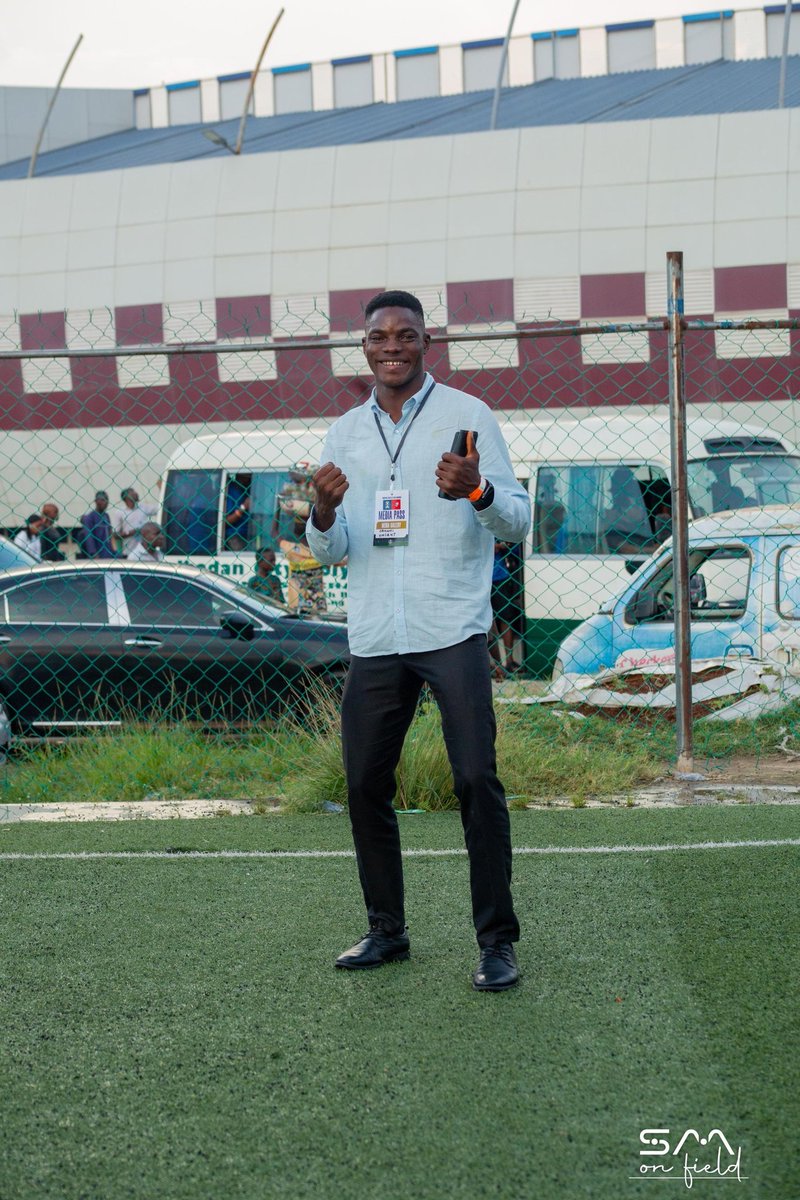 OVD_VISUALS's tweet photo. My first NPFL experience ⚽🎥
Covered the thrilling 3SC vs Abia Warriors match at Adamasingba — representing The Catholic Weekly Independent, Deovolo Media Concept, &amp; Ìwájòwà TV.
An unforgettable day filled with passion, lessons, and great connections 🙌
#NPFL #3SC #AbiaWarriors https://t.co/lTJFvbW7rY