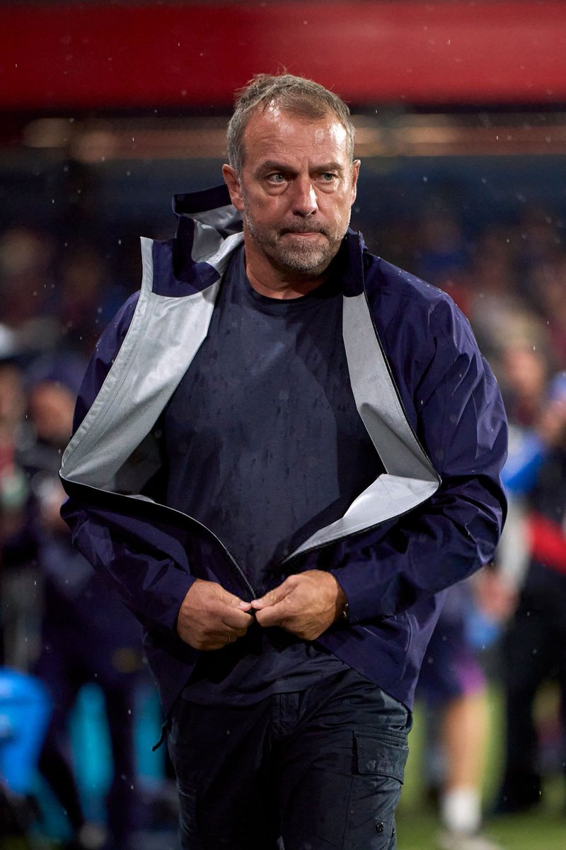 أداء خخاارقق وردة فعل جميلة من الفريق بعد الخسارة ضد باريس 

تحمية ولا أروع قبل الكلاسيكو