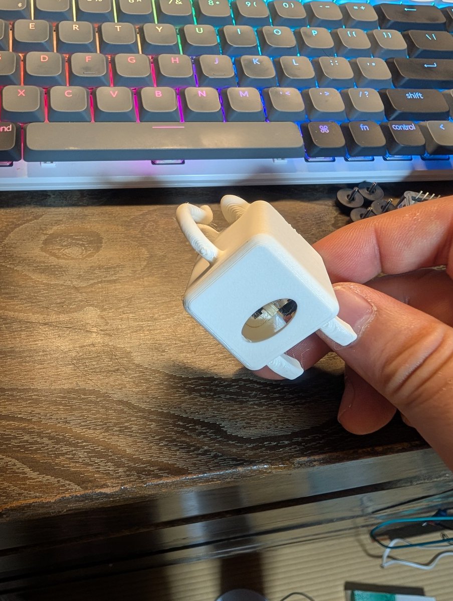 mongonta555's tweet image. 白猫カワヨ

#ｽﾀｯｸﾁｬﾝ #M5Stack