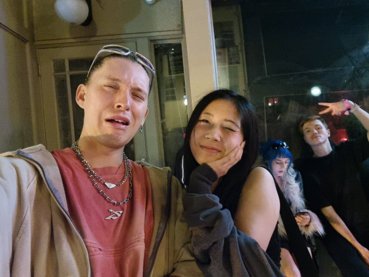 Another year another #twitchcon, some drama like usual, but also a great time with great people.

How many more years can twitchcon survive for next?