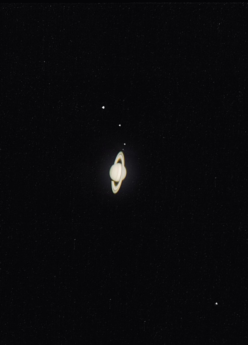 forallcurious's tweet image. Saturn captured tonight 🪐
