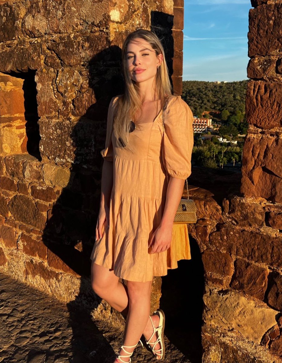 raituita_'s tweet image. rai, martina e maria tem nitidamente inveja da saory, ela é uma mulher inteligente, formada, bonita SEM MAQUIAGEM, sabe se comunicar extremamente bem…
will, wallas e matheus estão com ego ferido pq a ela ñ quis nenhum deles, (matheus no começo sentiu atração por ela) #TeamSaory