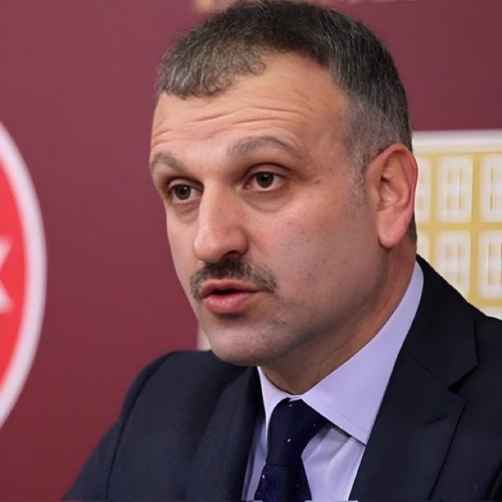 Cumhurbaşkanı Başdanışmanı Oktay Saral, Mattia Ahmet Minguzzi davasında çıkan mahkeme kararına tepki gösterdi:

“Bu mudur adalet? Bu milletin vicdanı bu cezayı kabul etmez!”