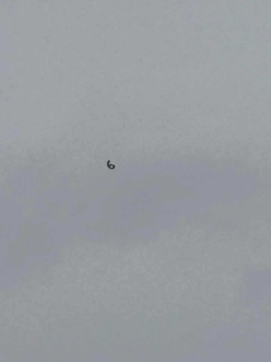 Spotted a UFO over the Midwest. Started as tic tac then morphed into the number 6 and later the number 9. Tumbling erradictly.  😂😅

#ufotwitter