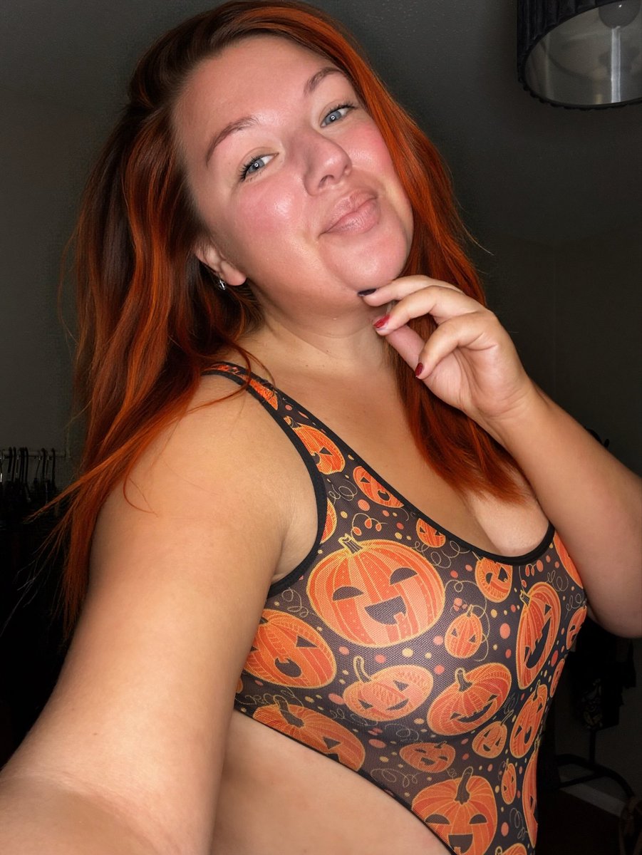 Lucy - AdmireMeVIP 💋 tweet media