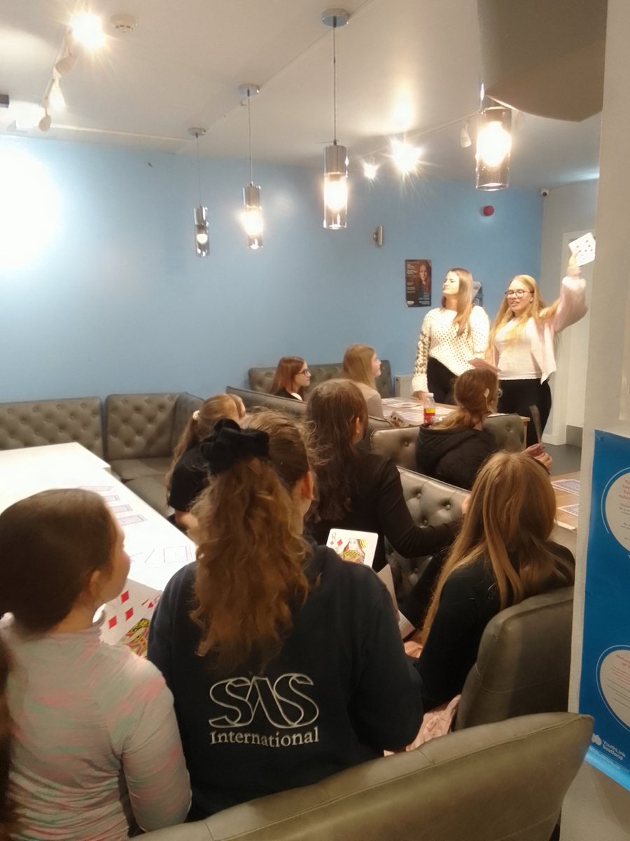 Z1GirlsGroup's tweet image. Tonight the girls enjoyed playing card bingo🃏 #gettingcompetitive @WomensFundScot @GYT_Heather @girvanyouthtrst