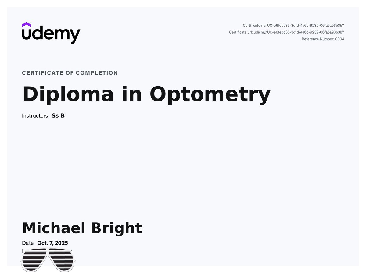 techsamuraii's tweet image. Incase someone asks. I got Diploma in Optometry 😎