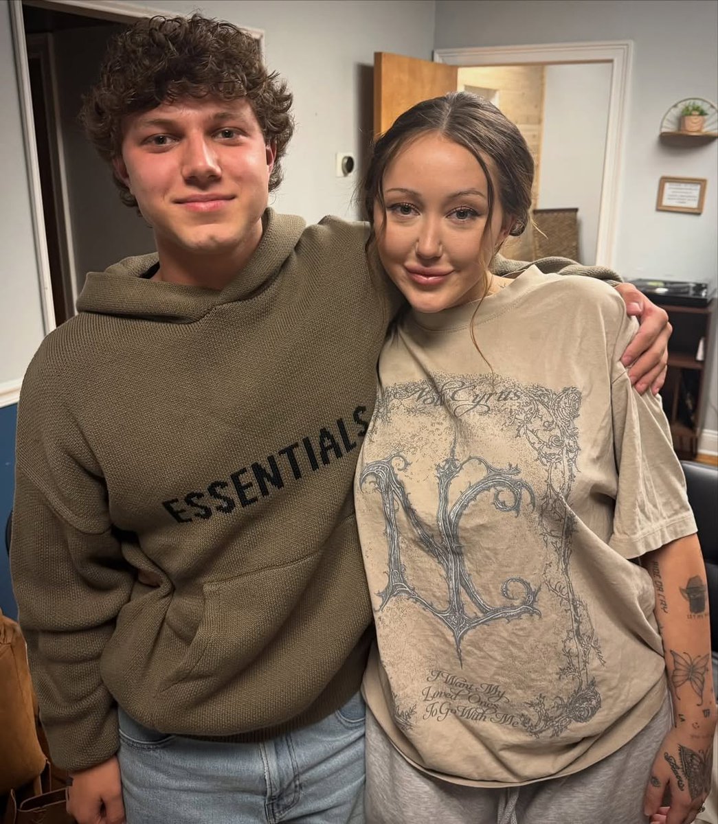Photo of Noah Cyrus with her cousin Luke backstage at her show in Nashville.