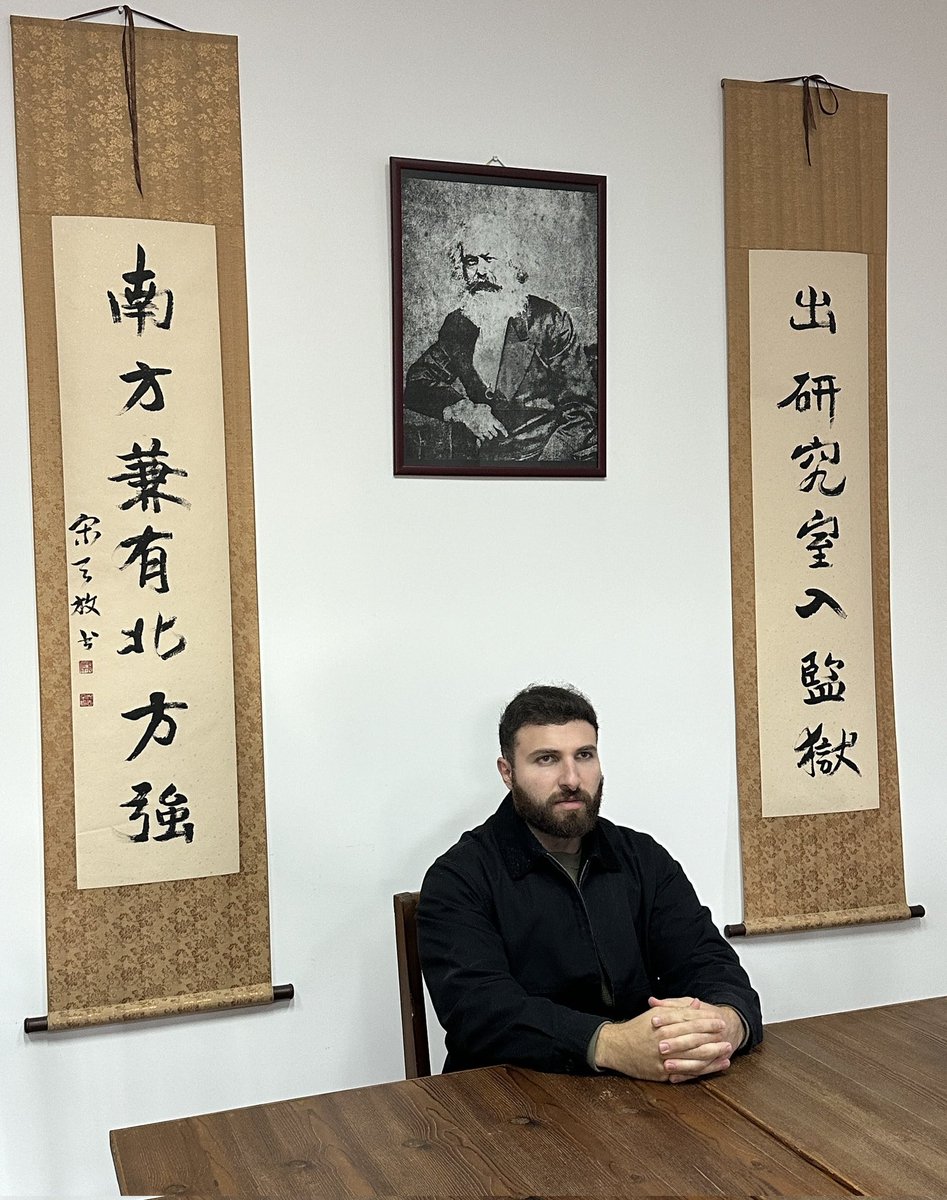 🇨🇳 The Communist Party of China has never forgotten its humble beginnings.

Never abandoned Marxism.
Never abandoned Mao Zedong.
Never abandoned Socialism.
Never abandoned history.

It leads China to a glorious future.