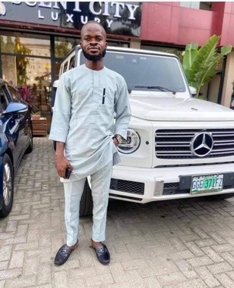 BREAKING NEWS: Another Igbo man has been arrested in Abuja For Kidnapping and armed Robbery 

This man who claims to be a businessman man “ Money na water “ is part of the large Igbo gang terrorising Abuja