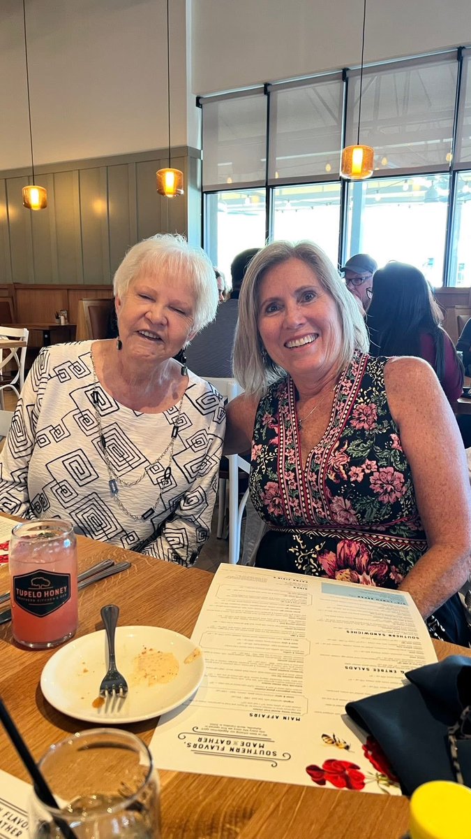 Angels_914's tweet image. Happy 9 year Anniversary Luncheon!!!! We are soooo blessed to share life together!!! 💜