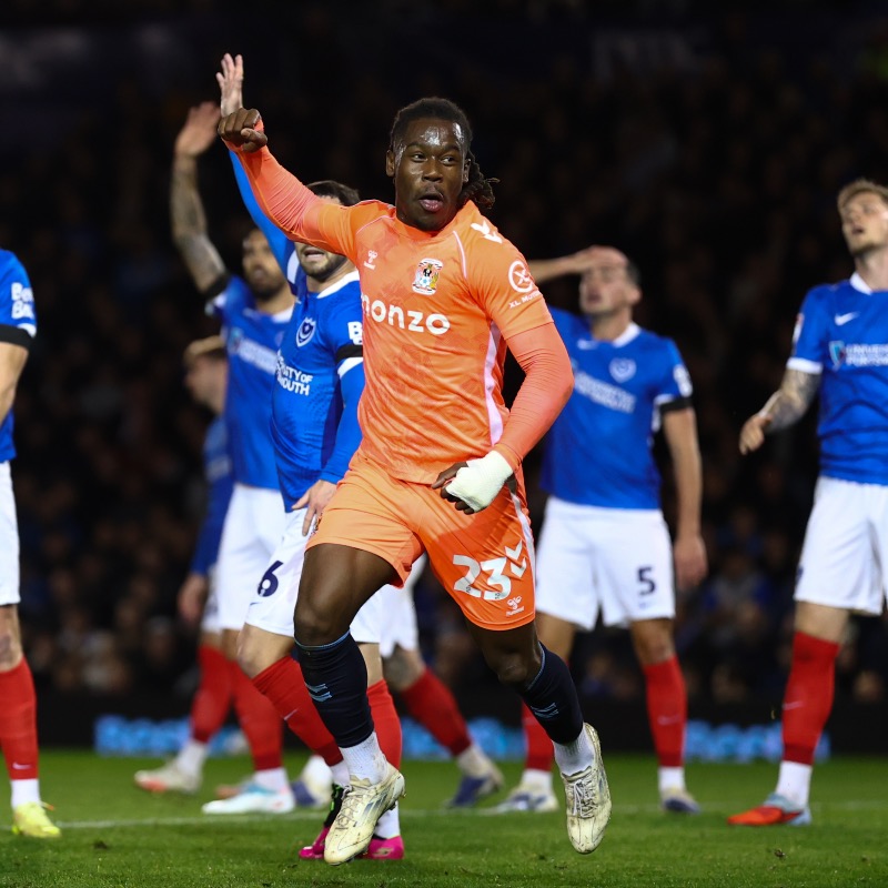 Coventry_City's tweet photo. WE TAKE THE LEAD. 😅

We've stayed firm defensively and had to pick our moments, but we lead through Brandon Thomas-Asante's seventh goal of the season, after he prodded home Ellis Simms' flick-on.

10 to go in the first-half and it's 1-0. ⏰