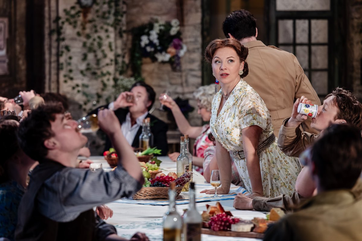 OperaVision tweet media