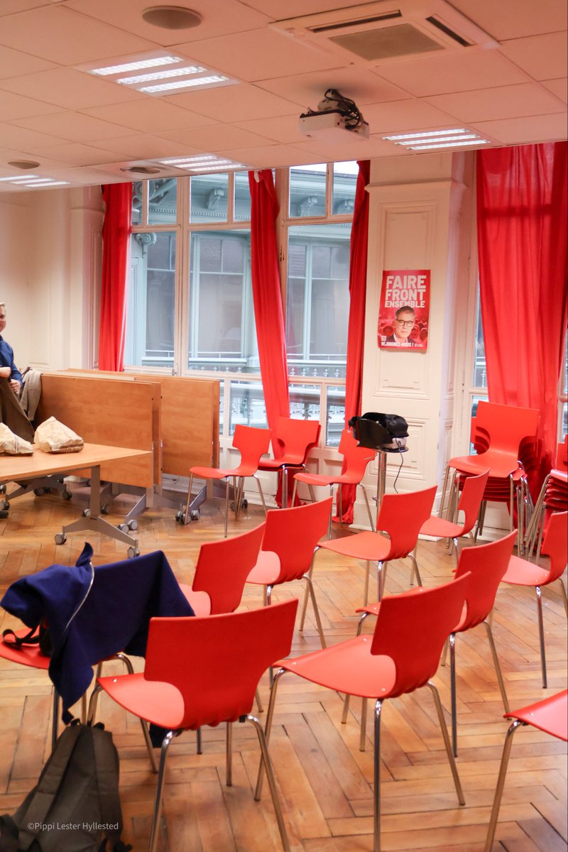 Retour sur des moments d’échange avec les <a href="/jeunessoc69/">JS Rhône🌹</a> et les DSU ! 🌹

De jolis clichés capturés entre des débats sur les politiques environnementales, sociales et des balades automnales 🍁