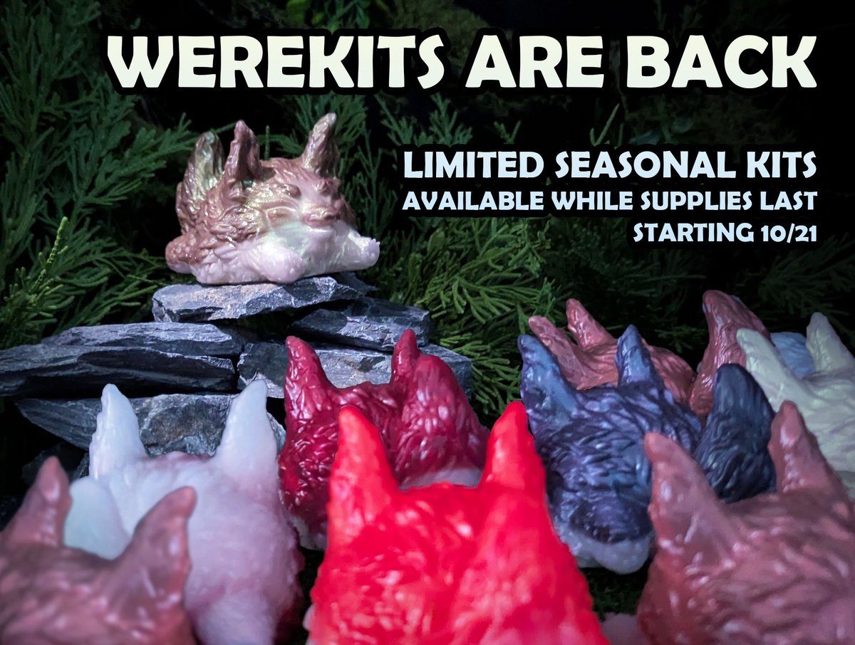 Spooky Kits are making a return this year!
🦇👿🎃🐺🧟

This evening we'll be dropping all of our seasonal Halloween squishes:
Batkits, Demonikits, Pumpkits (including classics!), Werekits, and Zombikits!

hodge-podge-entourage.com/collections/al…