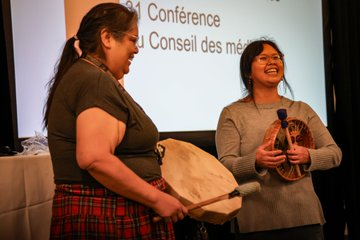 MAP_Canada's tweet image. The Media Action Plan executive committee was at the 31st annual Unifor Media Council in Victoria this weekend! 

We had caucuses, seminars and guest speakers to discuss the future of our media industry. 📰

MAP&apos;s mantra to #SaveLocalNews was a theme of the weekend! ✊