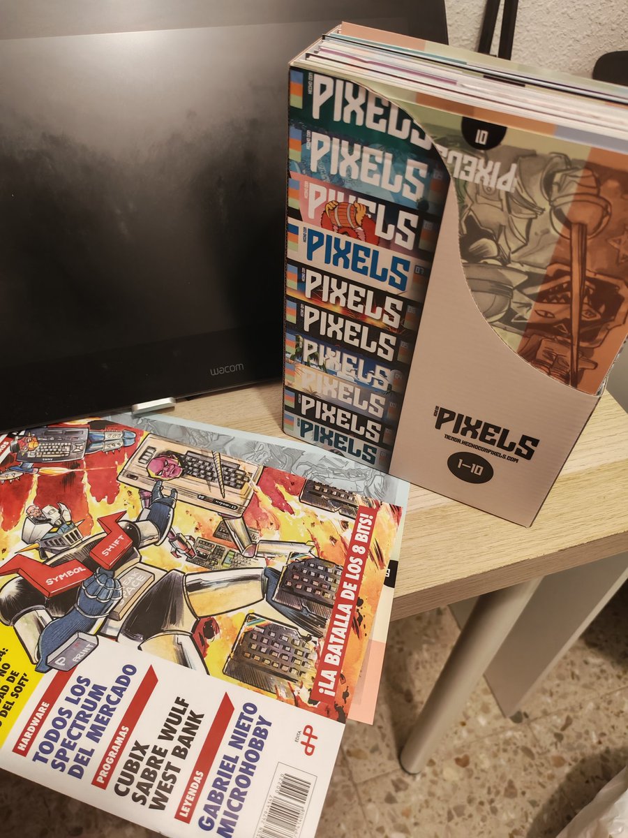 Vanden (@vandenilus) on Twitter photo Ya tengo en mis manos MicroHobby. 220 y Pixels 9.
Y después de 30 minutos angustiosos se logro montar el famoso archivador... Esta todo está muy comprimido y aún falta una...
<a href="/jlsanzf/">José Luis Sanz</a> <a href="/MicroHobbyPapel/">MicroHobby</a> Ya tengo en mis manos MicroHobby. 220 y Pixels 9.
Y después de 30 minutos angustiosos se logro montar el famoso archivador... Esta todo está muy comprimido y aún falta una...
<a href="/jlsanzf/">José Luis Sanz</a> <a href="/MicroHobbyPapel/">MicroHobby</a>