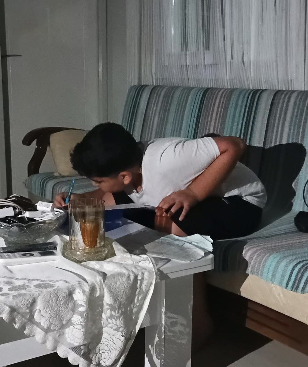 Telefon ışığında ders çalışmak!

Hatay bu görüntüleri haketmiyor!!

Kimse bu milletten büyük değil tüm kurumlar üzerine düşeni yapsın.

<a href="/TC_icisleri/">T.C. İçişleri Bakanlığı</a> 
<a href="/TCEnerji/">T.C. Enerji ve Tabii Kaynaklar Bakanlığı</a> 
<a href="/enerjisa/">Enerjisa</a> 
<a href="/AFADBaskanlik/">AFAD</a>