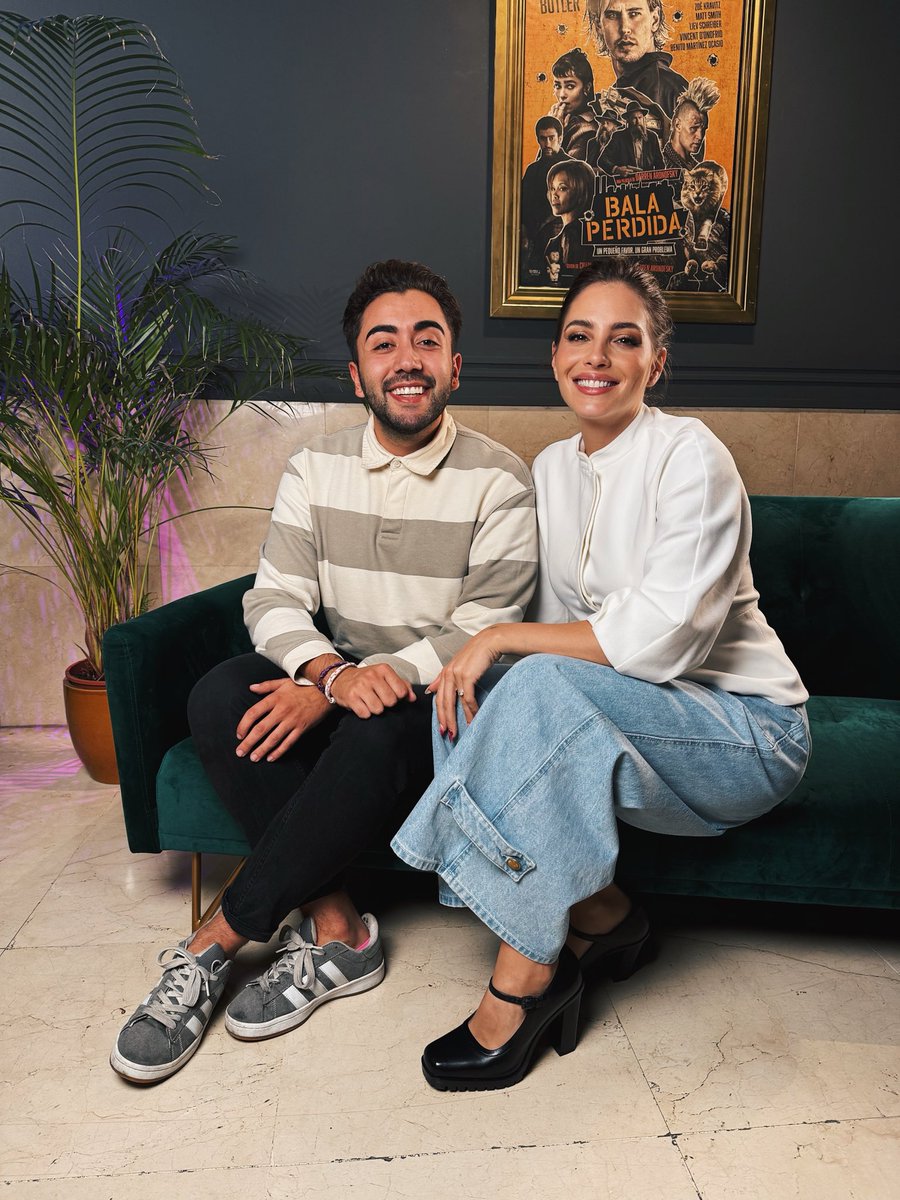 Entrevistar a Andrea Duro 
y confesarme fan de Yoli 
✅