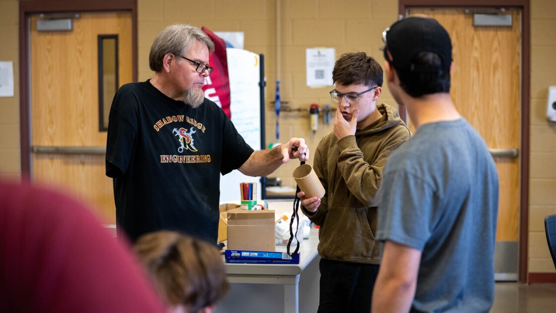 educationweek's tweet image. 1st Lesson in This Paralympian’s Engineering Class? Build a Prosthetic Arm edweek.org/teaching-learn…
