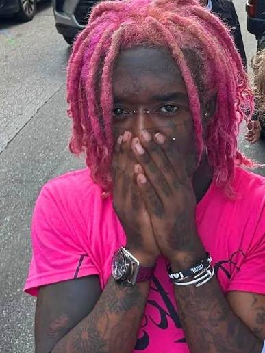 codeinekrazy0's tweet image. Uzis recent 2024-2025 music could be in jeopardy of leaking potentially soon
This could potentially ruin Uzi next album if this happens