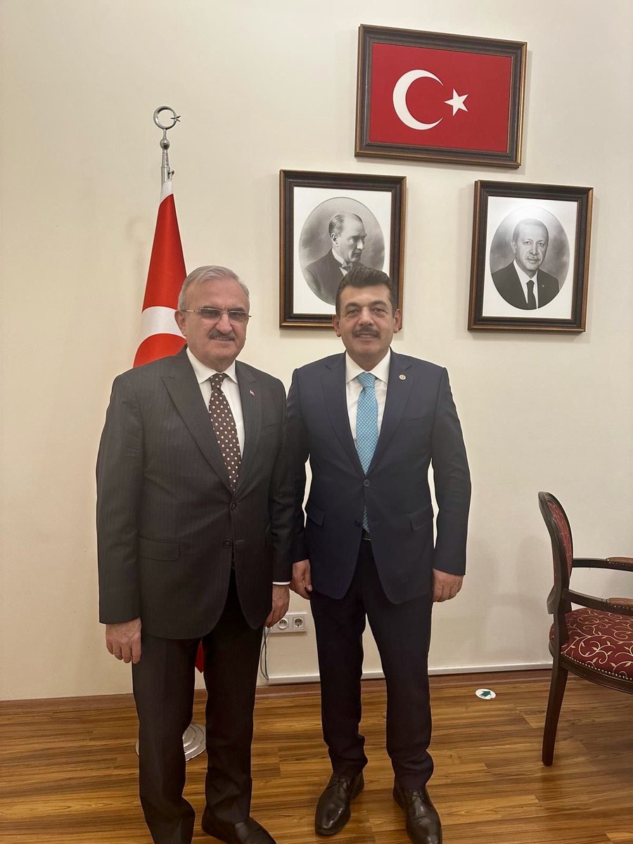 📍TBMM

İçişleri Bakan Yardımcımız Sn. Münir Karaloğlu’nu ziyaret ederek Zonguldak ‘ımıza dair istişarelerde bulunduk. 

Sn. Bakan Yardımcımıza ilgileri için teşekkür ediyorum.

<a href="/munirkaraloglu/">Münir Karaloğlu</a>