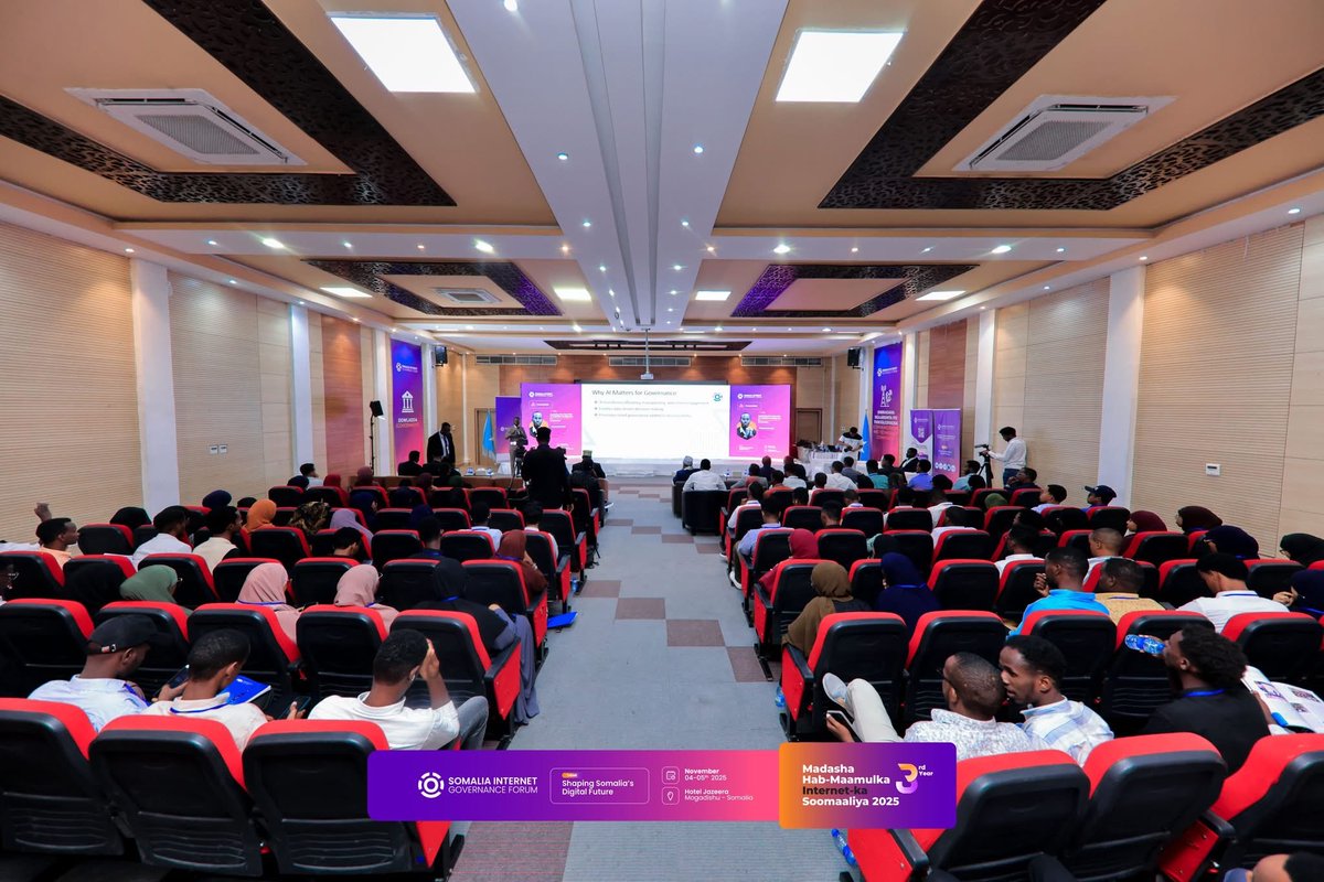 Greenlight Advisor Youssouf Kamil has presented a research Paper At SIG Forum! 

Emphasizing local innovation:
“Somalia must build AI that reflects our realities, culture &amp; data.” — Youssouf Kamil at #SIGF2025 discussing #AI for smart governance &amp; digital independence.