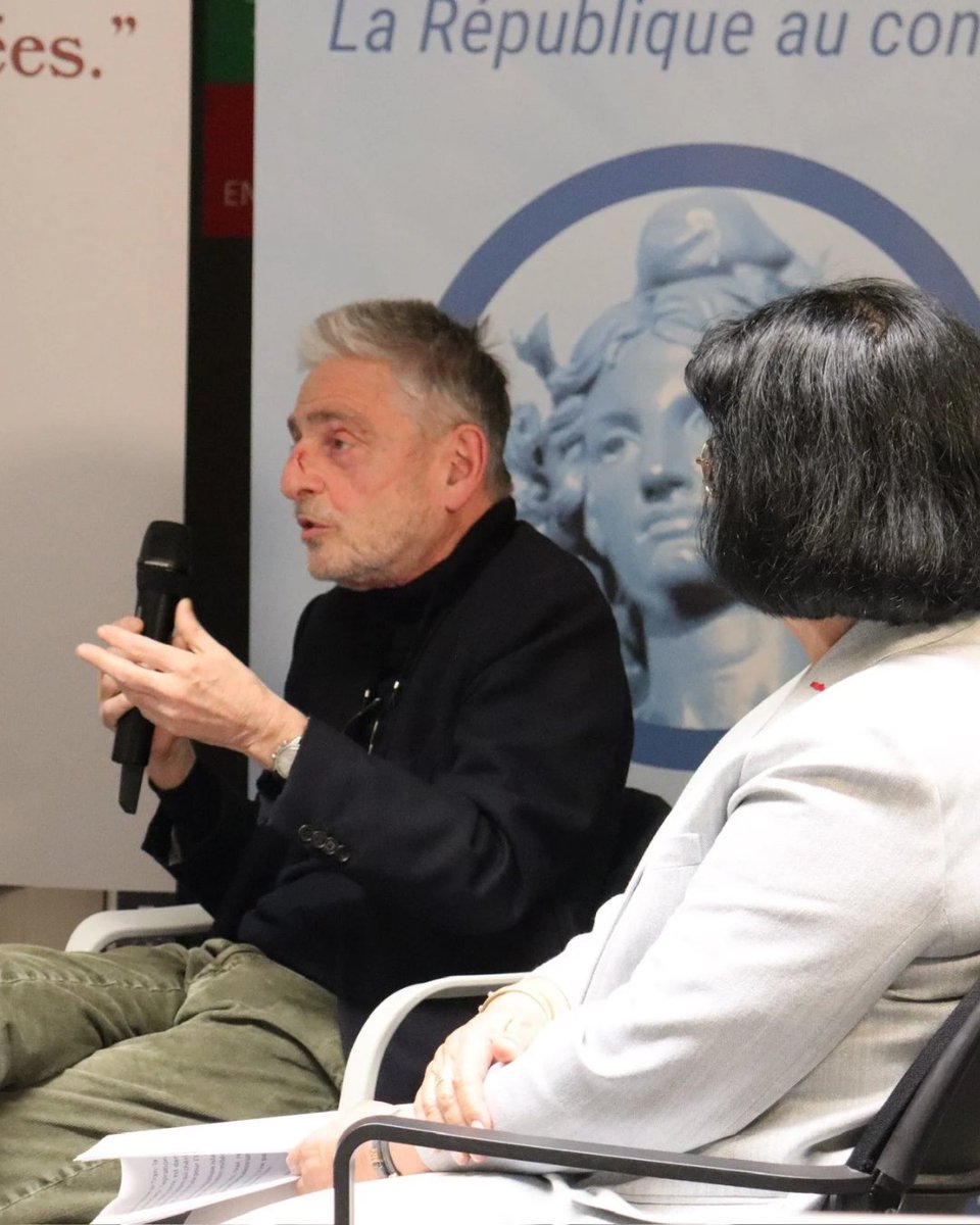 LabRepublique's tweet image. 📍 Lille – “Les conflits mondiaux négligés par les médias”

Lundi dernier, autour de @MarcSemo (journaliste spécialisé sur les questions internationales) et Fahimeh @robiolle, militante pour les droits des femmes en Iran et en Afghanistan, les échanges ont porté sur les conflits…