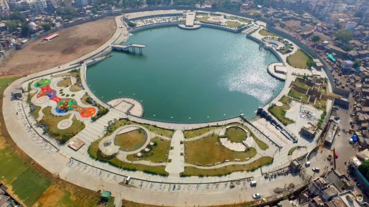 IndexofGujarat's tweet photo. Let me show you a competitor

📍 Gopi lake, Surat https://t.co/CbLSGDhr6z