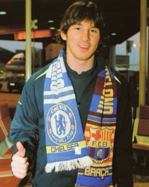 14susaaan's tweet image. I know who my goat is